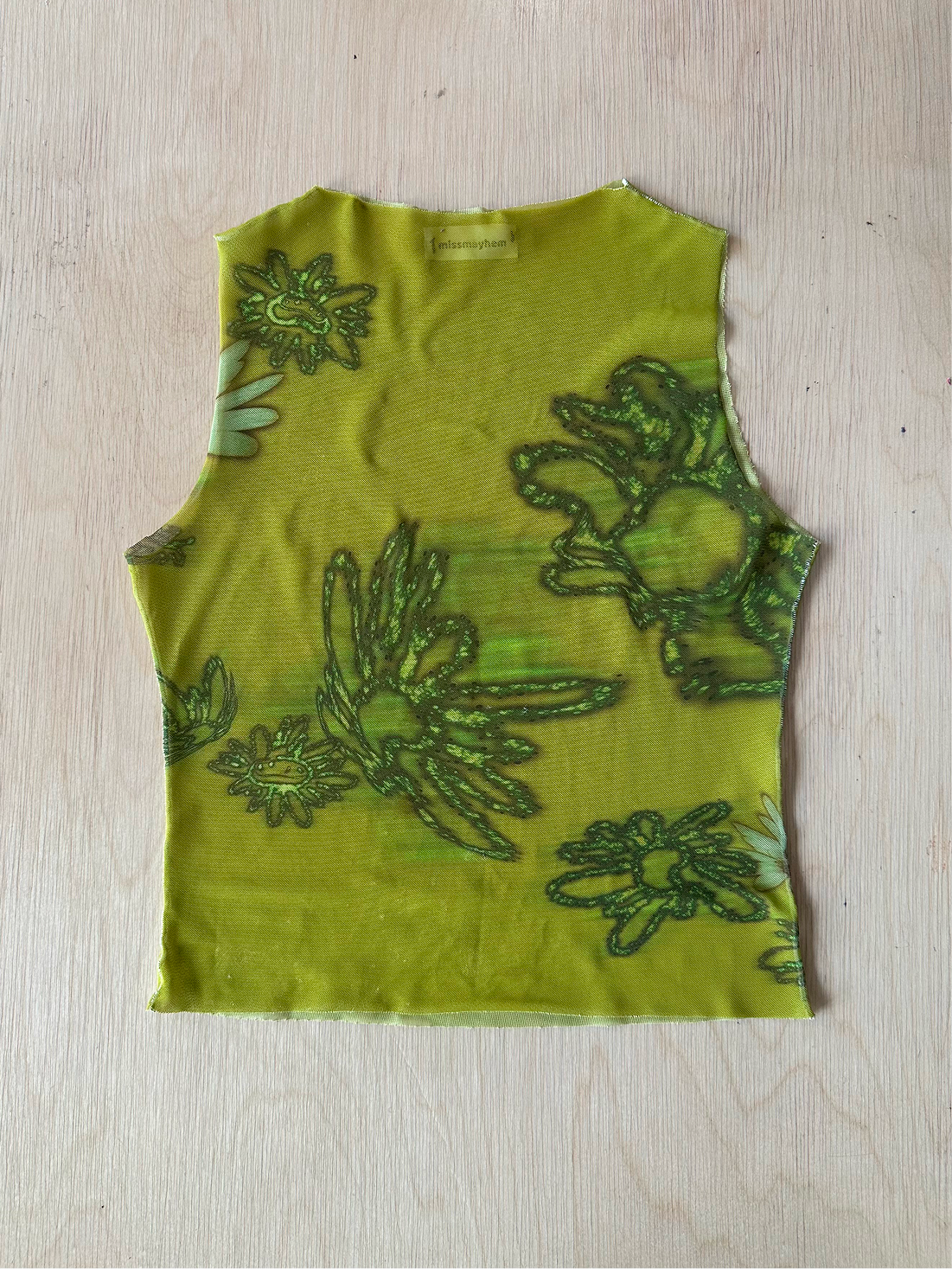 Velina mesh tank